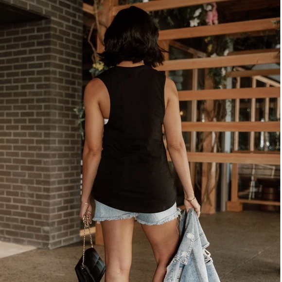 Women's Black Graphic Tank Top - Picture 3 of 8